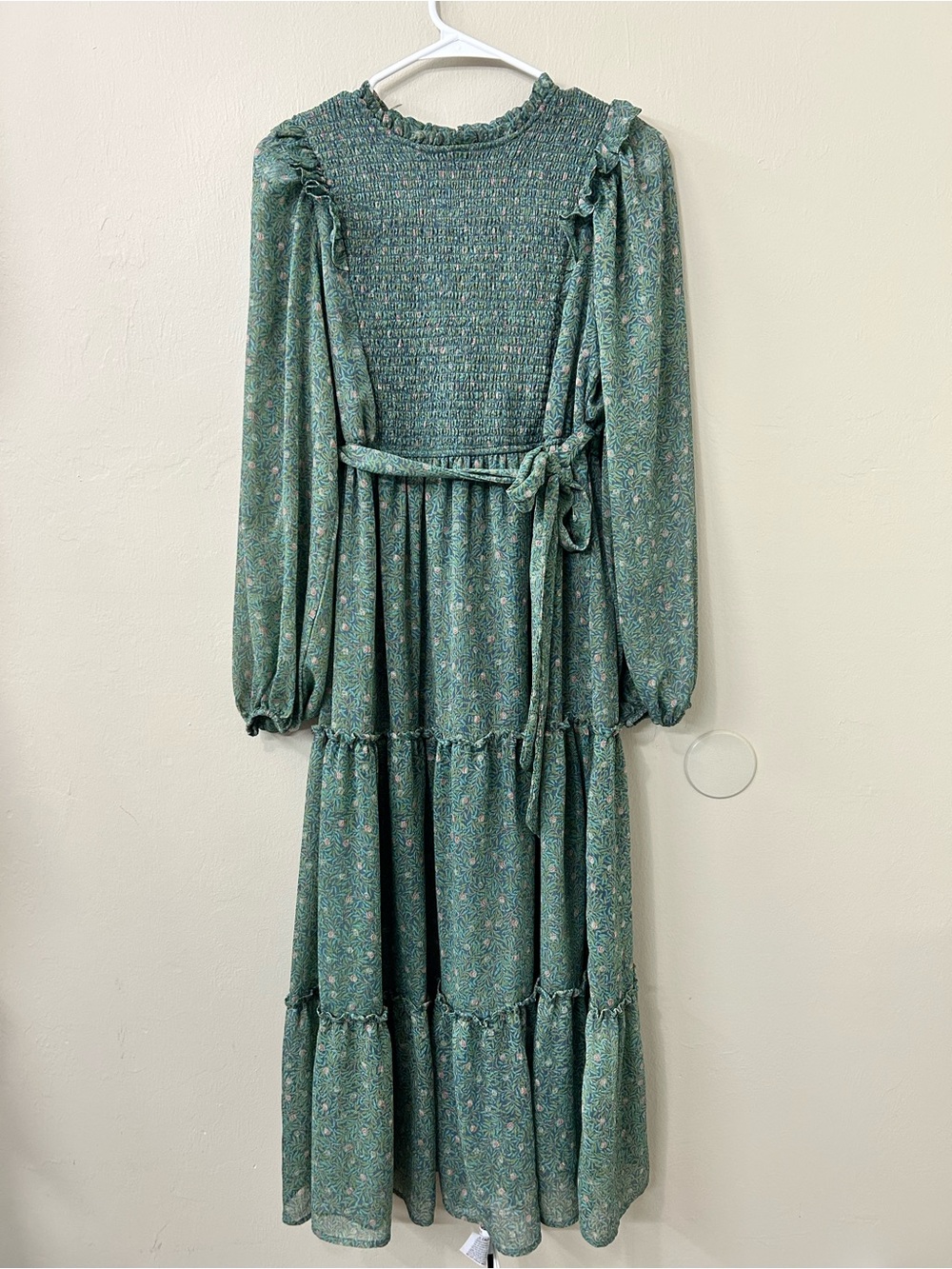 Moon River Green Floral Smocked Maxi Dress with Belted Waist Sheer Puff Sleeves